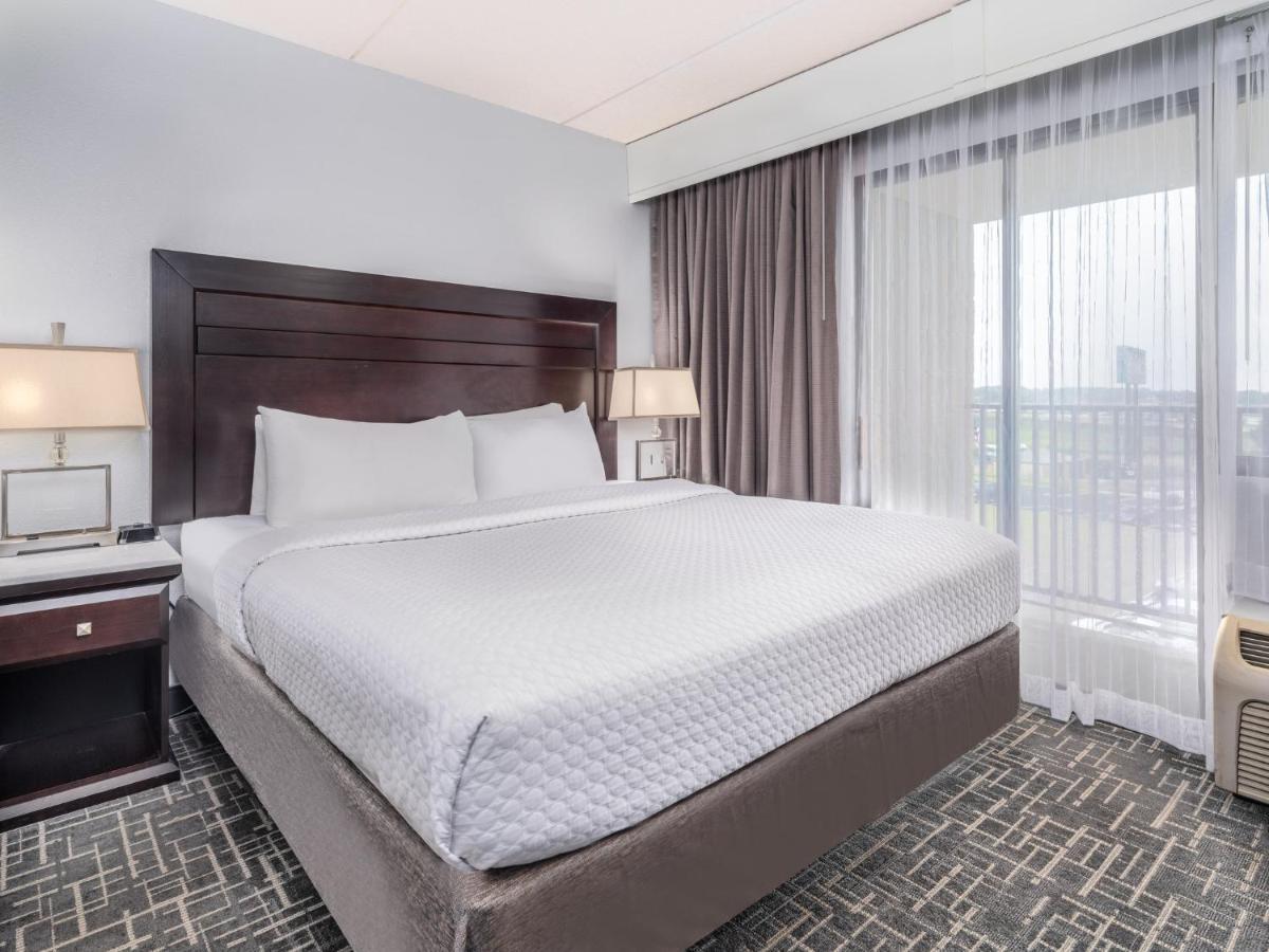 Hotel Crowne Plaza Milwaukee South By Ihg Zewnętrze zdjęcie