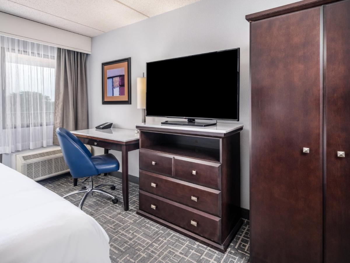 Hotel Crowne Plaza Milwaukee South By Ihg Zewnętrze zdjęcie