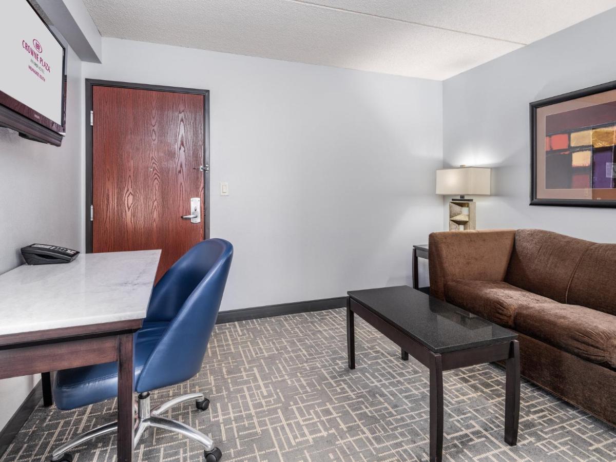 Hotel Crowne Plaza Milwaukee South By Ihg Zewnętrze zdjęcie