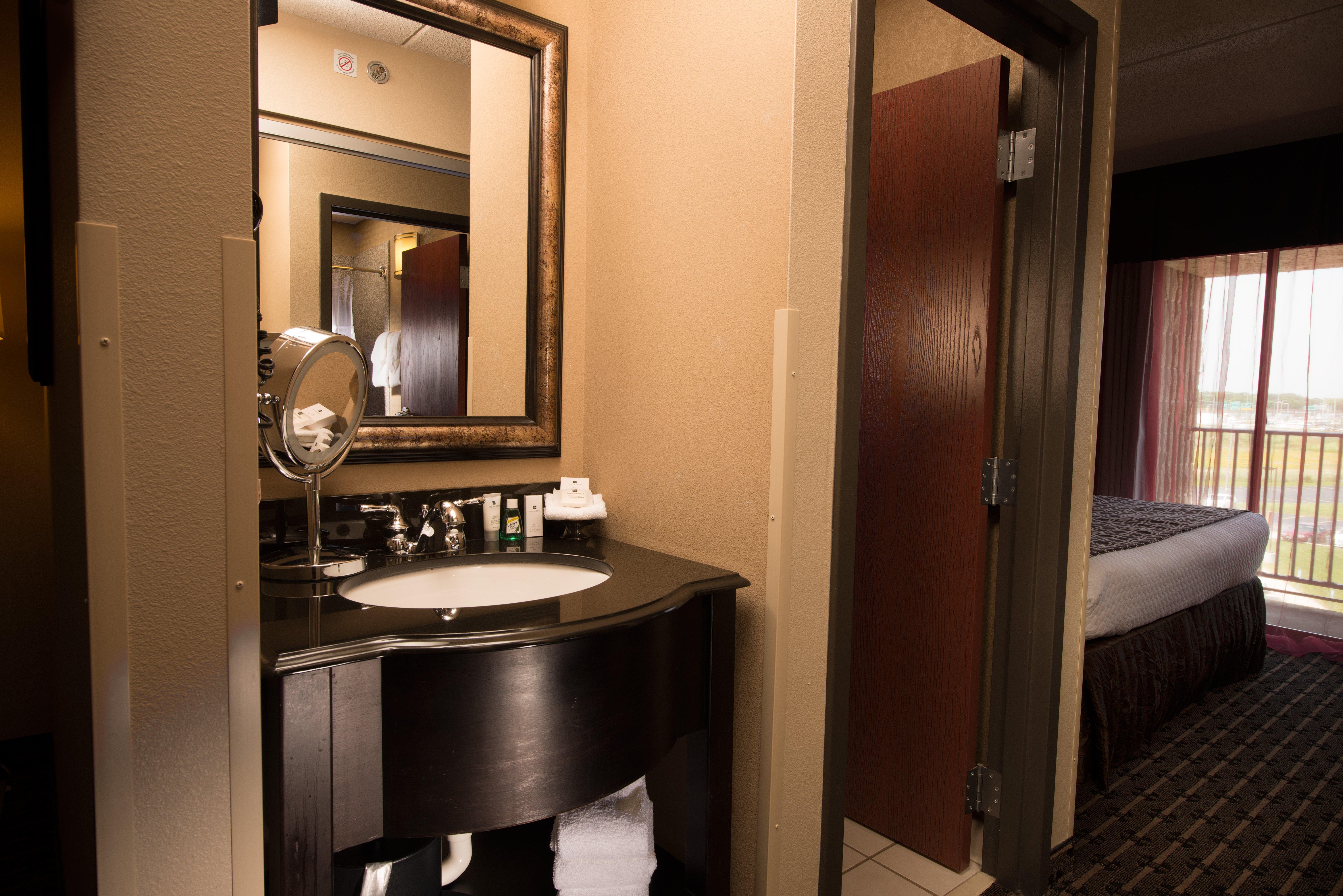 Hotel Crowne Plaza Milwaukee South By Ihg Zewnętrze zdjęcie